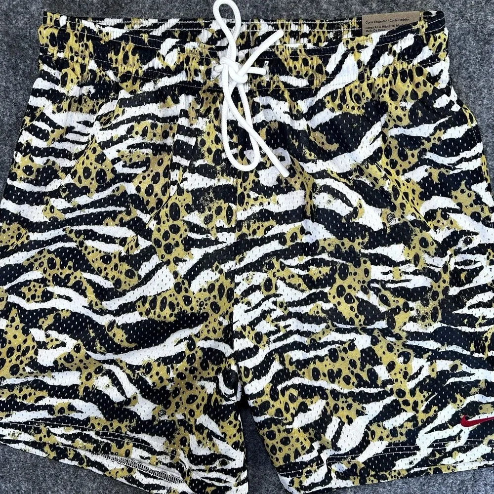 NIKE PRACTICE MESH DRI-FIT MEN'S SHORTS ANIMAL PRINT HV6933-100 SIZE SMALL NWT